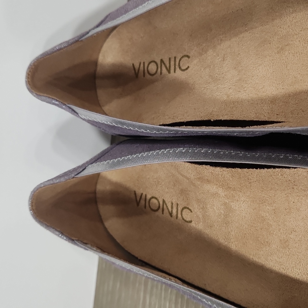Vionic Caroll Metallic slip-ons size 11 - Picture 8 of 8